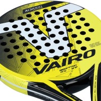 Vairo à travers une raquette jaune  Offre - Pas cher