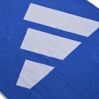 Grande serviette bleu roi Adidas  Offre - Pas cher